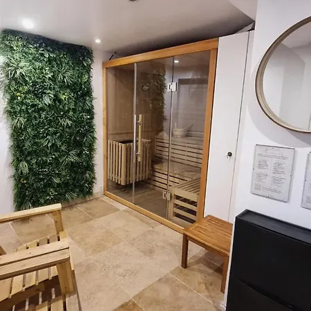 Nalan Orrygeois, Spa Sauna, 6 Pers Parc Asterix *