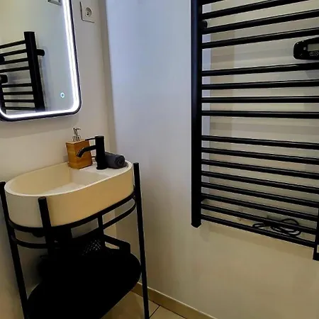 Nalan Orrygeois, Spa, Sauna, Proche Asterix Orry-La-Ville